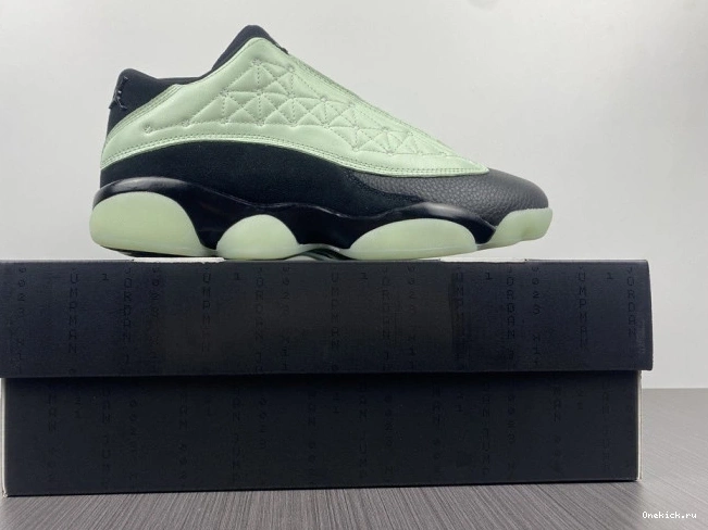 One Kick Day Single's 13 (2021) Air Retro Low Jordan DM0803-300 0809